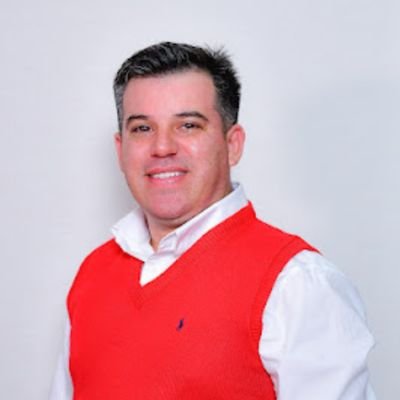 Los Analfabetos del siglo 21, no son las personas que no saben leer ni escribir. Son las personas que NO saben desaprender lo aprendido, para volver a aprender.