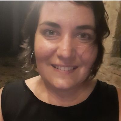 #Mare #Topògrafa, alcaldessa @AjuntamentSenan, diputada TE @Dipta_cat. Una coma ho pot canviar tot. Al servei del poble, la comarca i el país. Anem per feina?