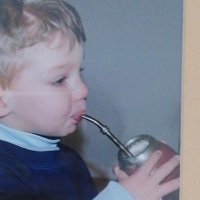 Andro (@androngaro) 's Twitter Profile