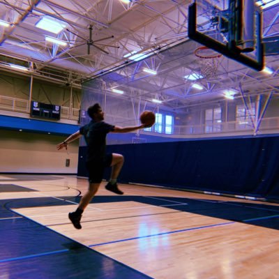 Transfer (Sophomore) | PG/ SG | 6’0 185| 3.3 GPA IG: Carey.Hoops