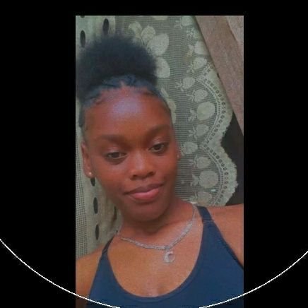 CarolQiana27's profile picture. SUR🌴🇸🇷⛅
18😉