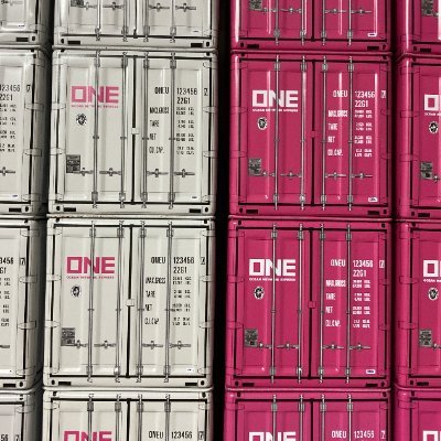 mnml_nfnty's profile picture. 背中にカメラを担いで疾走するママチャリライダー。Myママチャリはホダカさん製。平日はリーマン。商船好き、特にコンテナ大好き、ONE大好き。あと東海汽船も大好き。ここは撮って出しの日記帳でもあります。
カメラ：OM-1 Mk.2, OM-5。ズームは100-400, 75-300, 12-200