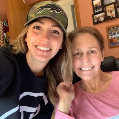 mcan241's profile picture. #CanaleStrong💜 #BillsMafia