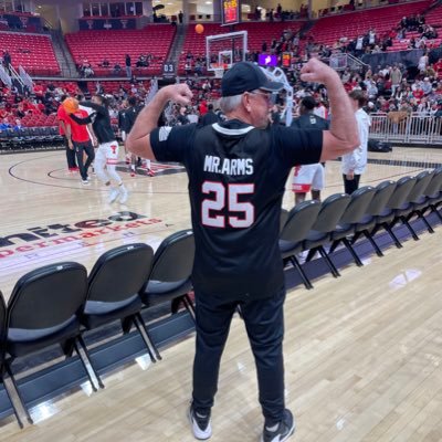 texasmusky's profile picture. Here for sports! That’s it and that’s all! Just fun! Start in on politics I’ll be out quick!