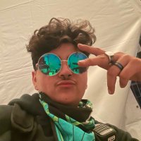 ian (@bad_at_crafts) 's Twitter Profile Photo