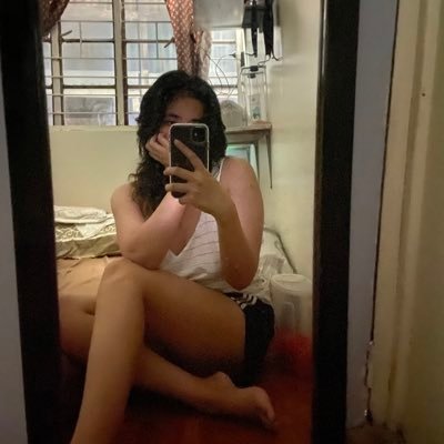 daaniiielleeee's profile picture. Lost in space