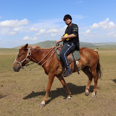 It's Arnold Jimbo from China, i am here looking for friends all over the world!!! A warm greeting is welcomed!!!