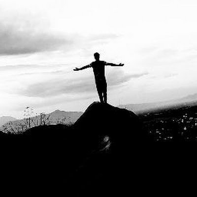 Midhunsurya11's profile picture. 