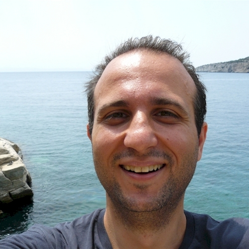 mouridis's profile picture. 