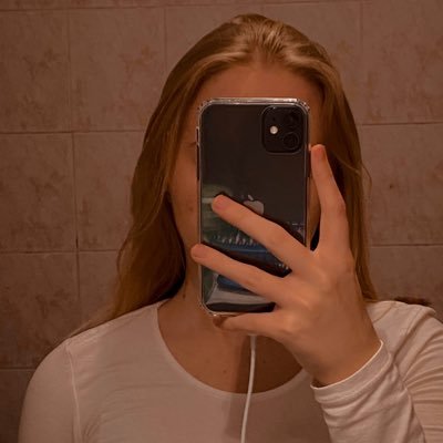 anetkrcmova17's profile picture. 17 y.o 🦋 Hockey Lover ❤️‍🩹 WDW Fan 🫶🏻