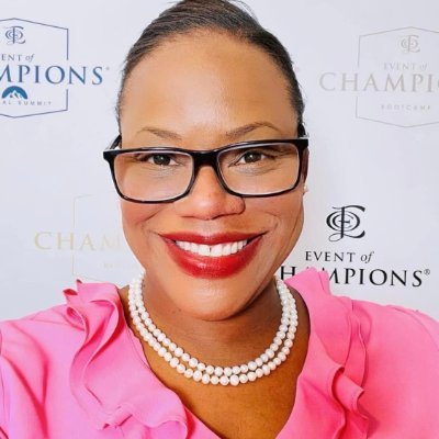 🏡 Multi-Millionaire Property Investor 🏆Business Coach 🎤'Rock Star' Int’l Speaker🎙 The Camilita® Podcast 📚Author, Founder👇 @EventofChampion @NuttallEstate