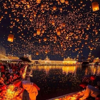 ManglaniRadhika's profile picture. Humanity matters more than religion!