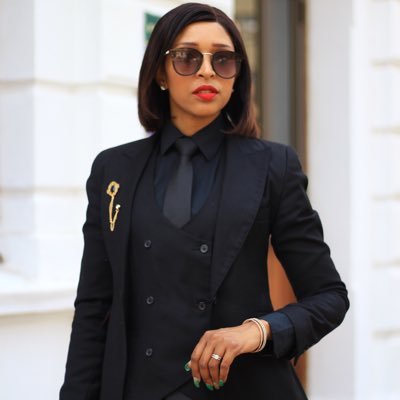 Servant of God,Proud mom&wife   Founder of Daughters of Destiny Foundation,Business woman-ANNAH ELLE SUITS ,Motivational speaker,Model,TV Presenter
