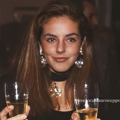 etherealgemm's profile picture. una chica casi decente || @scorpxo_
