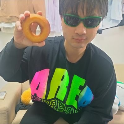 岡 類斗 おか るいと
ゴリツ会より演者デビュー致しました!
これから一歩ずつ進んでいきますので応援の程、よろしくお願いいたします!
動画では勝利先読みメシやドリンク紹介中です!