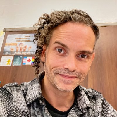 OCDSB Elem. Teacher; enthusiastic, lifelong-learner; facilitator of joy; advocate for equity, human rights, & social justice. Opinions my own. Pronouns: He/Him