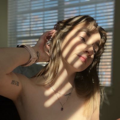 Your Kinky Online Girlfriend 💦 Follow For More 😋💕