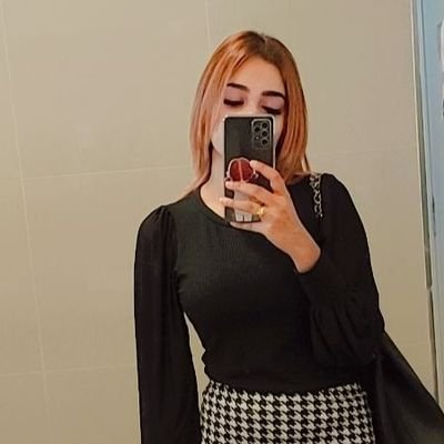 Gayaathri0110's profile picture. Find the art in your heart🕊