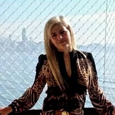 JackieBrumSC's profile picture. Tecnóloga em Segurança Pública 

Existe apenas um bem, o saber, e apenas um mal, a ignorância.
Sócrates