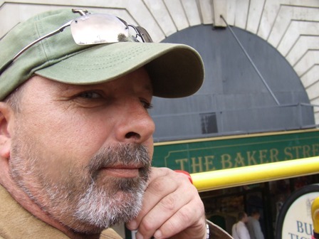 rigbuilder2366's profile picture. Living in Dubai, Having a good time....;D