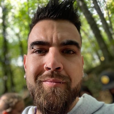 Programación,Zelda, Jugador de Pkmn Go,me encanta trastear y ser un poco persona a veces, Final Fantasy fanático 🤟🏼Me gustan los acuarios 😋
