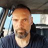 danielffb's profile picture. Professor de filosofia do ensino médio em escola pública

A burguesia fede
A burguesia quer ficar rica
Enquanto houver burguesia 
Não vai ter poesia