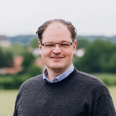 Strategie und Organisationsentwickler für NPOs, Wohlfahrtsverbände, Gewerkschaften, kirchlichen Organisationen und Bewegungen. @duerhager@gruene.social