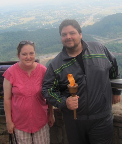 AllisonJAvon's profile picture. HI! I am an Avon Representative anxiously looking for new customers and signing up new reps. First time customers can receive 10% off their purchase!