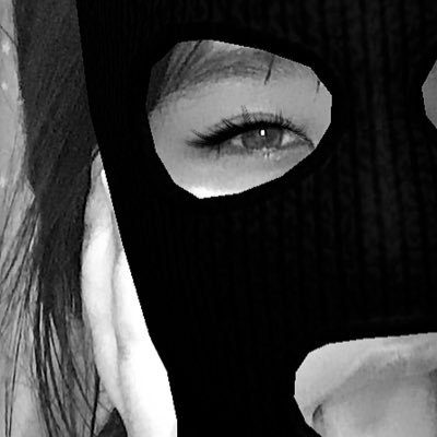 ᴘᴇᴏᴘʟᴇ ʟɪᴋᴇ ᴍᴇ ᴅᴏɴ'ᴛ ʜᴀᴠᴇ ᴛᴏ ᴄᴏᴍᴘᴇᴛᴇ ᴡɪᴛʜ ᴀɴʏᴏɴᴇ.🙇🏻♀️