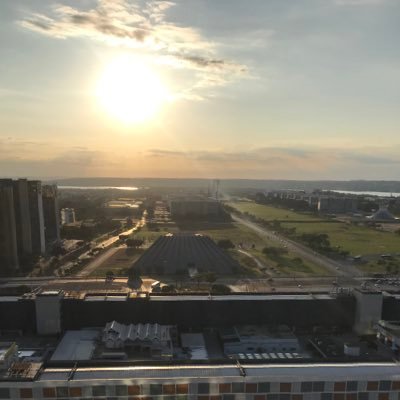 pennsula's profile picture. Mestre Magrinho - CEO da Agência Magrinho de Confusão e Desinformação