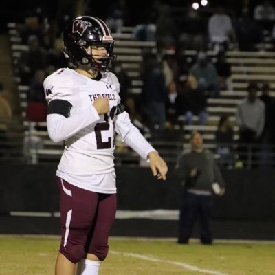 Wakefield football 2024 Kicker. email chasemweisser@gmail.com 4.1gpa. 5’8 160. #21 phone# 919-600-0885 NCAA id#2309100244