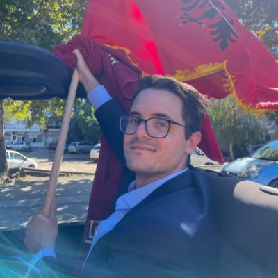 🇦🇱 from NYC | here for politics and memes
