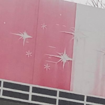 stringyplimb's profile picture. tubes