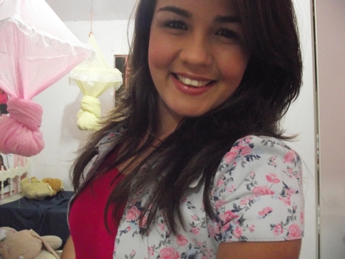 ariana, nordestina, paraibana, tenorense e tenho orgulho de ser rubro negra ♥ namorando ^.^