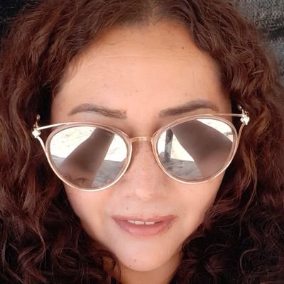 Ana63117760's profile picture. escuchar musica ,bailar