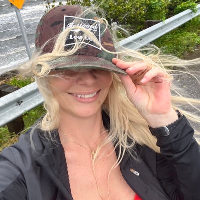 BelyndaTrout's profile picture. Dream Chaser