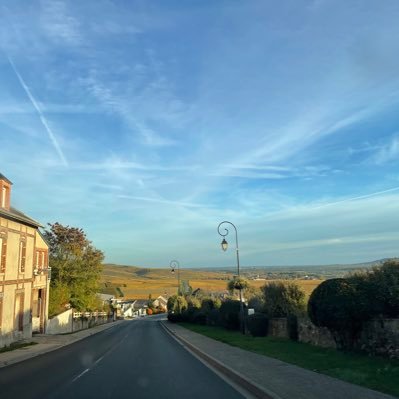 mnjong32's profile picture. 