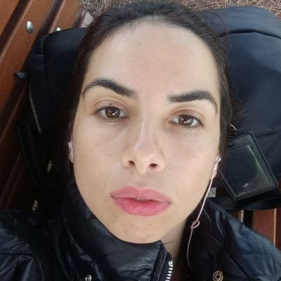 daianyobor's profile picture. Fazendo escolhas difíceis