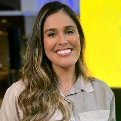 Consultora de moda 👗👚👙
Adoro esportes ⚽🏀🏈🏓