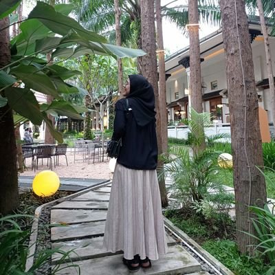 Whatever happen, Life goes on. But, I wish i were a fairy
*Langit Favourite* ☁