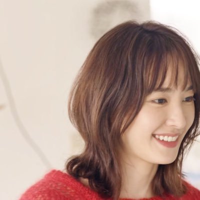 gacchan___0519's profile picture. (21) 女優とドラマ🤍                                    新垣結衣様と長澤まさみ様がすきすぎる＾＾@yuiAofficial