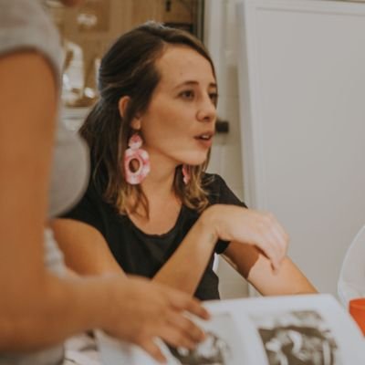 #InnovaciónSocial #EquidaddeGénero #Interseccionalidades #discapacidad #ruralcommunities #feminismos
candidata a doctora, #PhDCandidate #firstgen , inmigrante.
