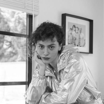 itsmemathil's profile picture. 💎 be smart. 🌸 be kind. 
❤️‍🔥 keep manifesting. ✨
🚀 life is a marathon. 
🎡 life is short, don't do what you don't want to.