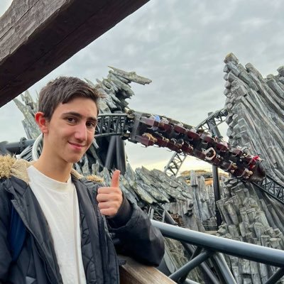 r_obertt2's profile picture. Rides Host @ Chessington World of Adventures ;’)