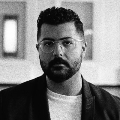 j_larroc's profile picture. Chicago Designer 📍
 ▲⬤■