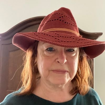 Freedom lover, pro choice. Author, Escaping Scientology. Professor, jewelry designer, happy wife & dog mom. #voteblue.