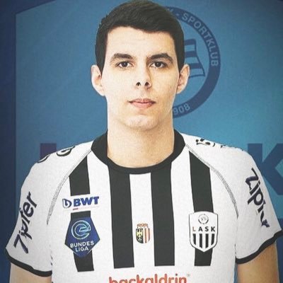 FB : Aleks Bejko
SC : Aleks 3eiko
Professional Fifa eSports Player @LASK_Official
Football ⚽️1️⃣0️⃣👕