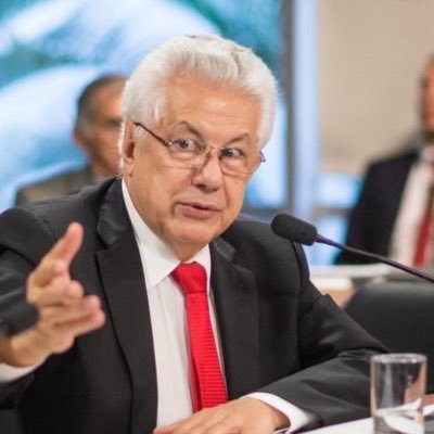 Médico formado pela @unb_oficial. Presidente da @camaradeputados (2007-2009) e Presidente do @parlasur (2017-2018). Deputado Federal por São Paulo.