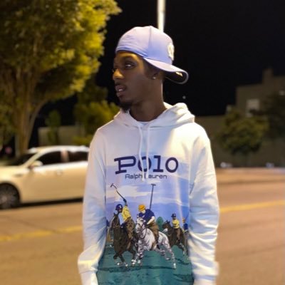 FATHER FIRST 🤞🏾°B.🌹.P BIGLOTTOBALL🤘🏽 °Live too prosper 💰💸 °ISEE YOU TWEET WATCHING 😂😂