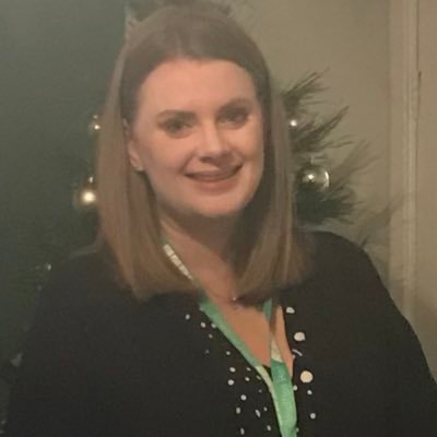AB_TeachEnglish's profile picture. English Teacher 🍎 Head of House 🏫 BA English 👩‍🎓Mum & wife💍 Books ❤️📚
